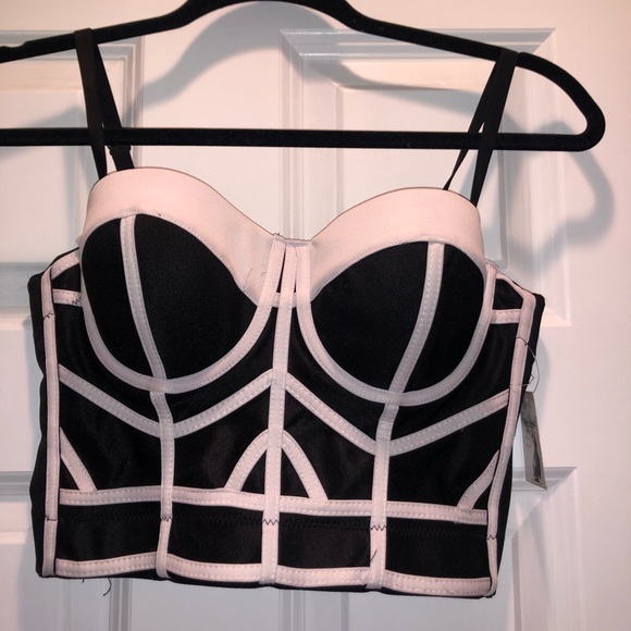 lydia top Tops - B&W corset crop top